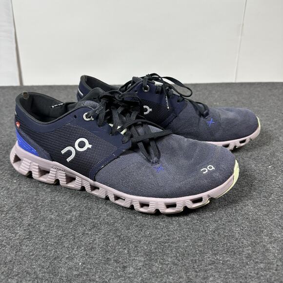 On Running Cloudflow Women’s Shoes Navy Blue Helion Size W9 Wear on Heel - Picture 5 of 10